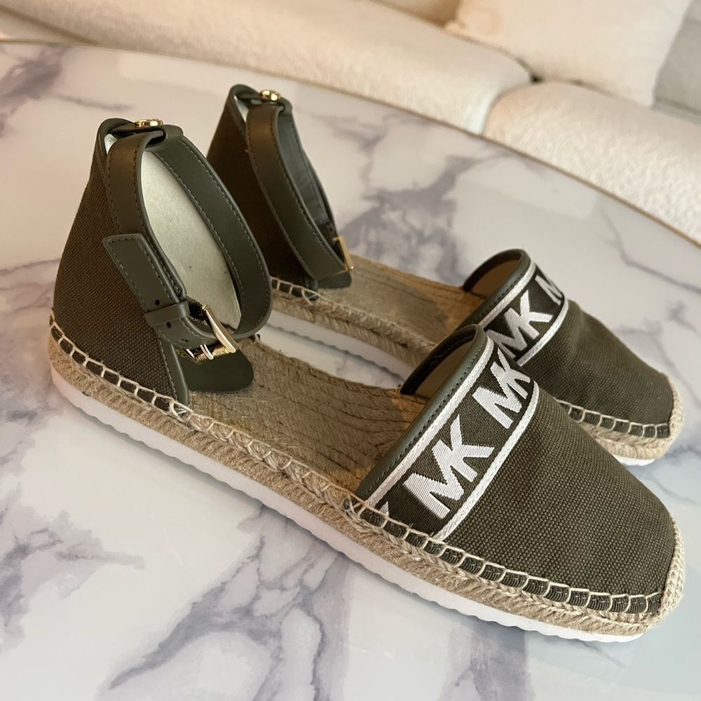 Michael Kors Fawn Espadrille, Heavy Canvas, Olive, 8M - Picture 6 of 7